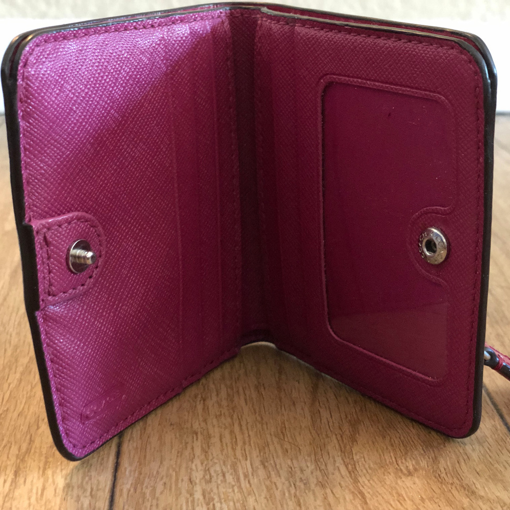 Authentic Coach Wallet - Picture 2 of 2